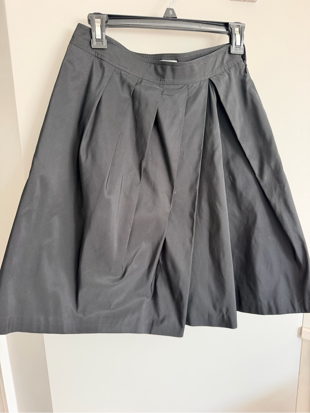 Moschino- Black A-Line Pleated Skirt